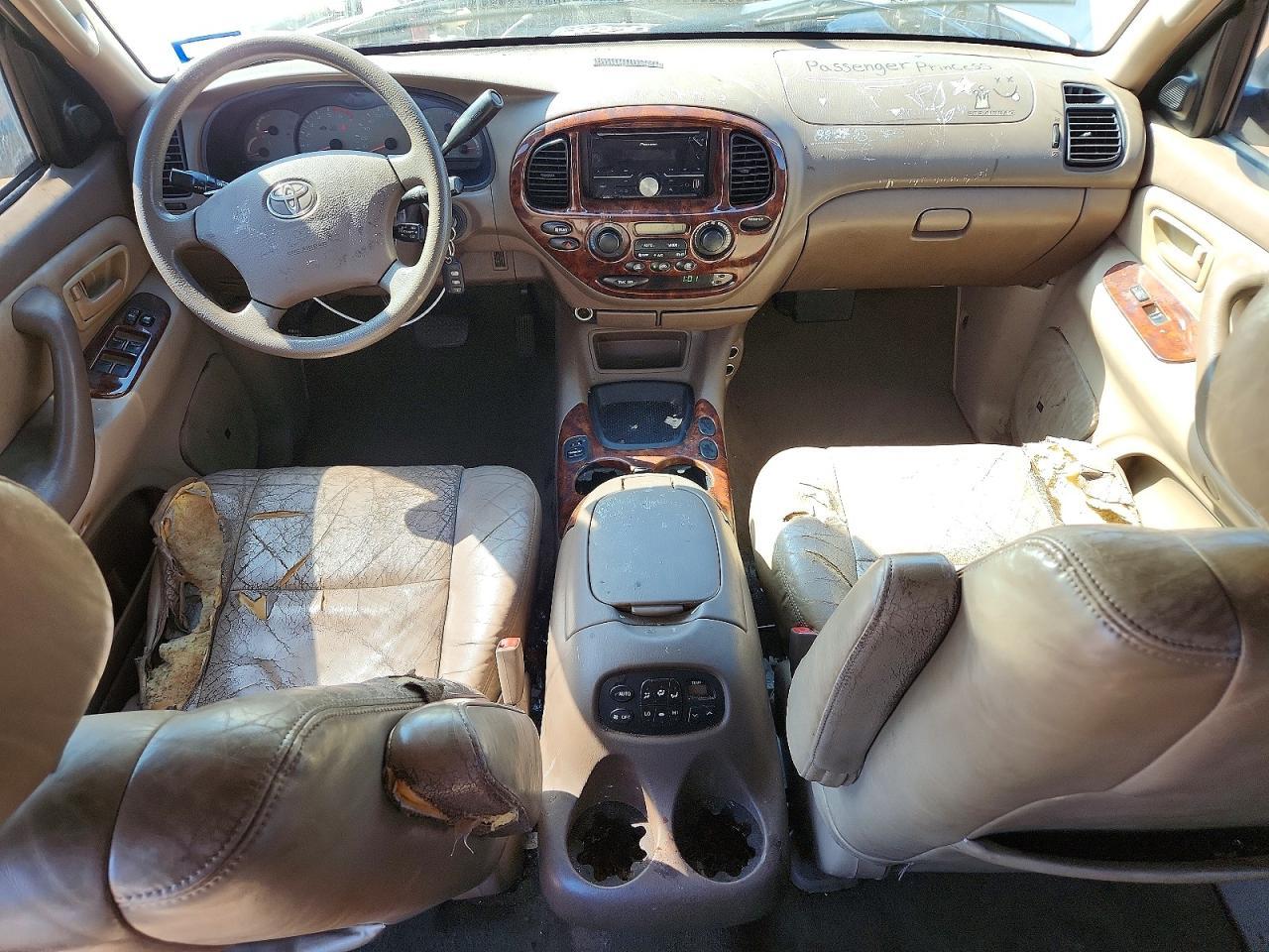 2003 TOYOTA Sequoia