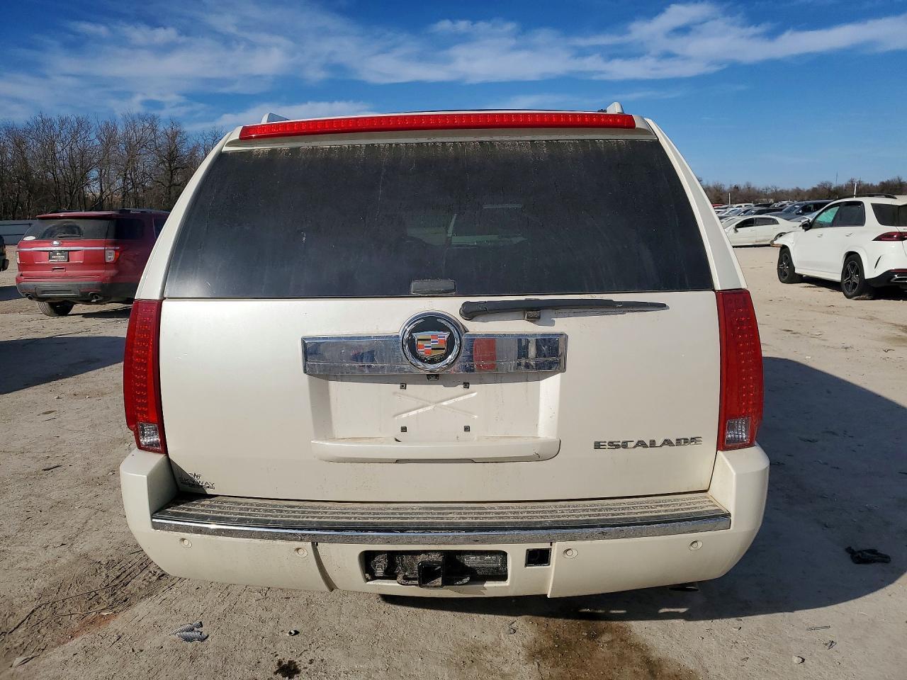 2013 CADILLAC ESCALADE