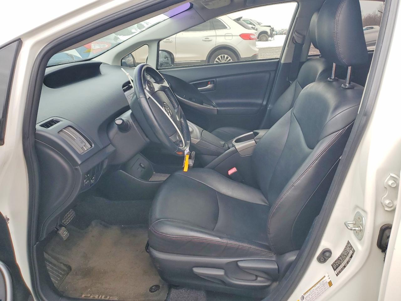 2013 TOYOTA PRIUS