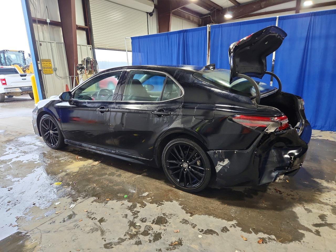 2023 TOYOTA CAMRY
