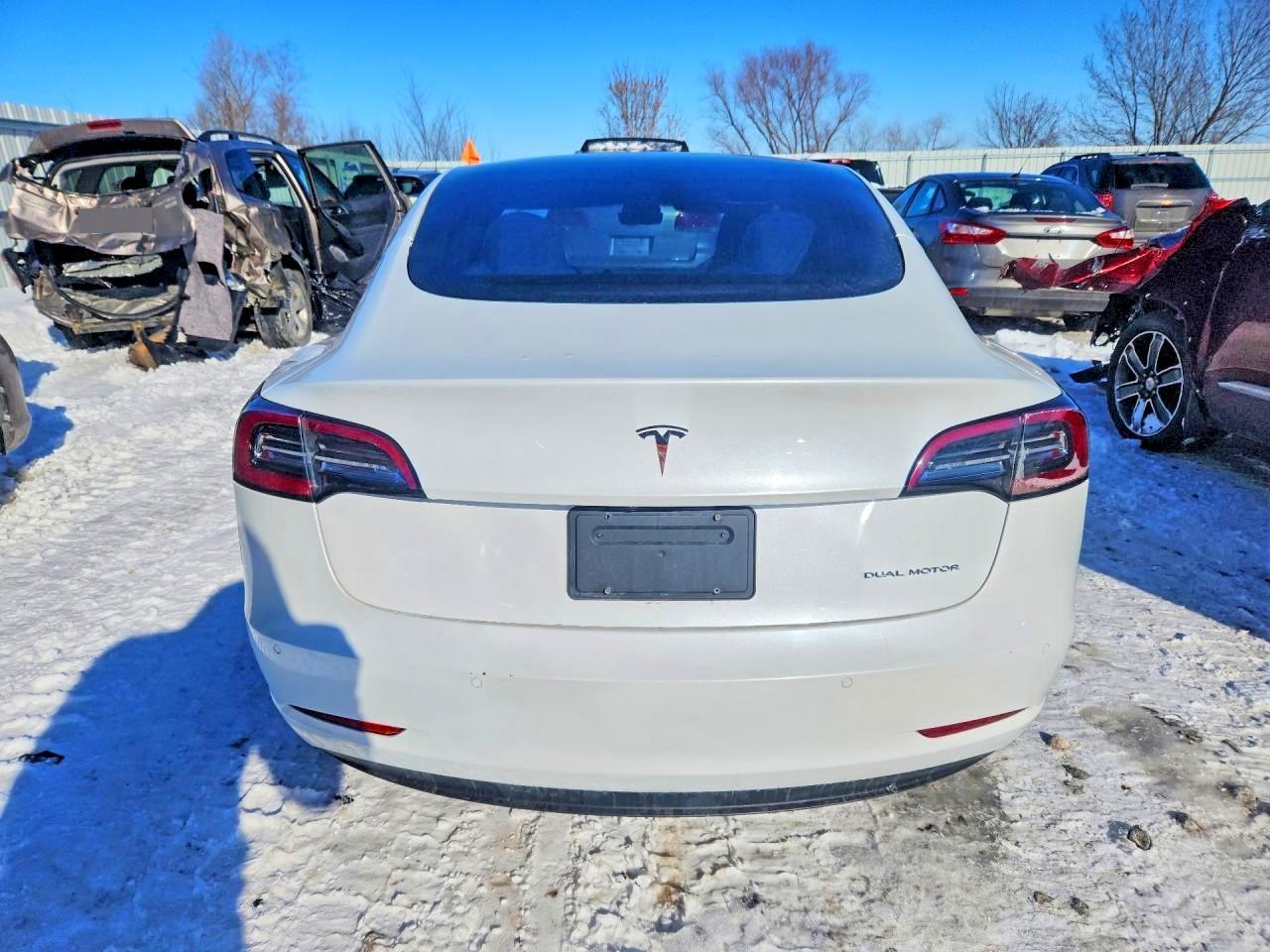 2020 TESLA MODEL 3