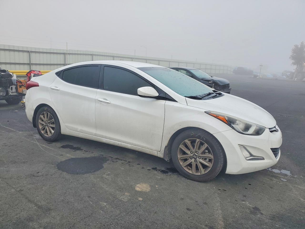 2016 HYUNDAI ELANTRA