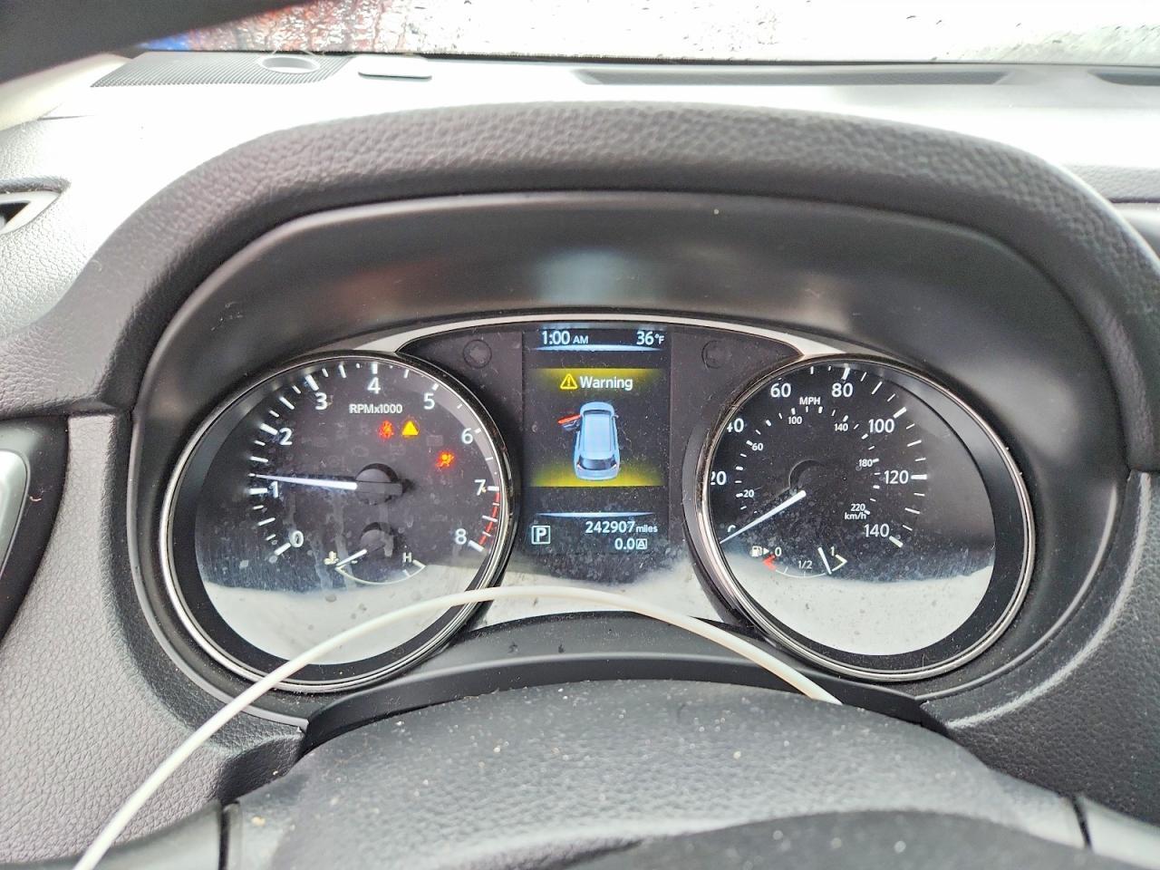 2016 NISSAN ROGUE