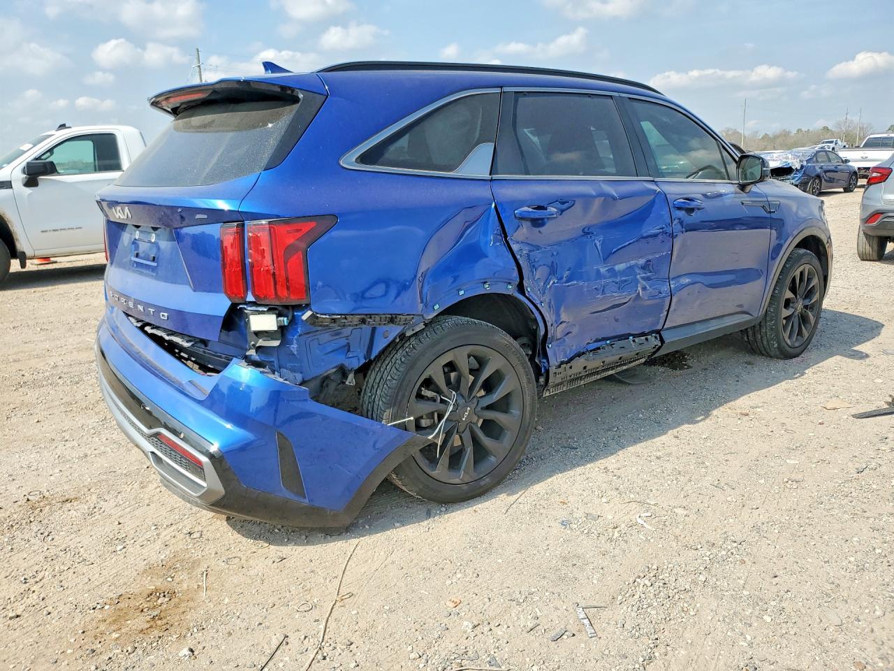 2022 KIA SORENTO