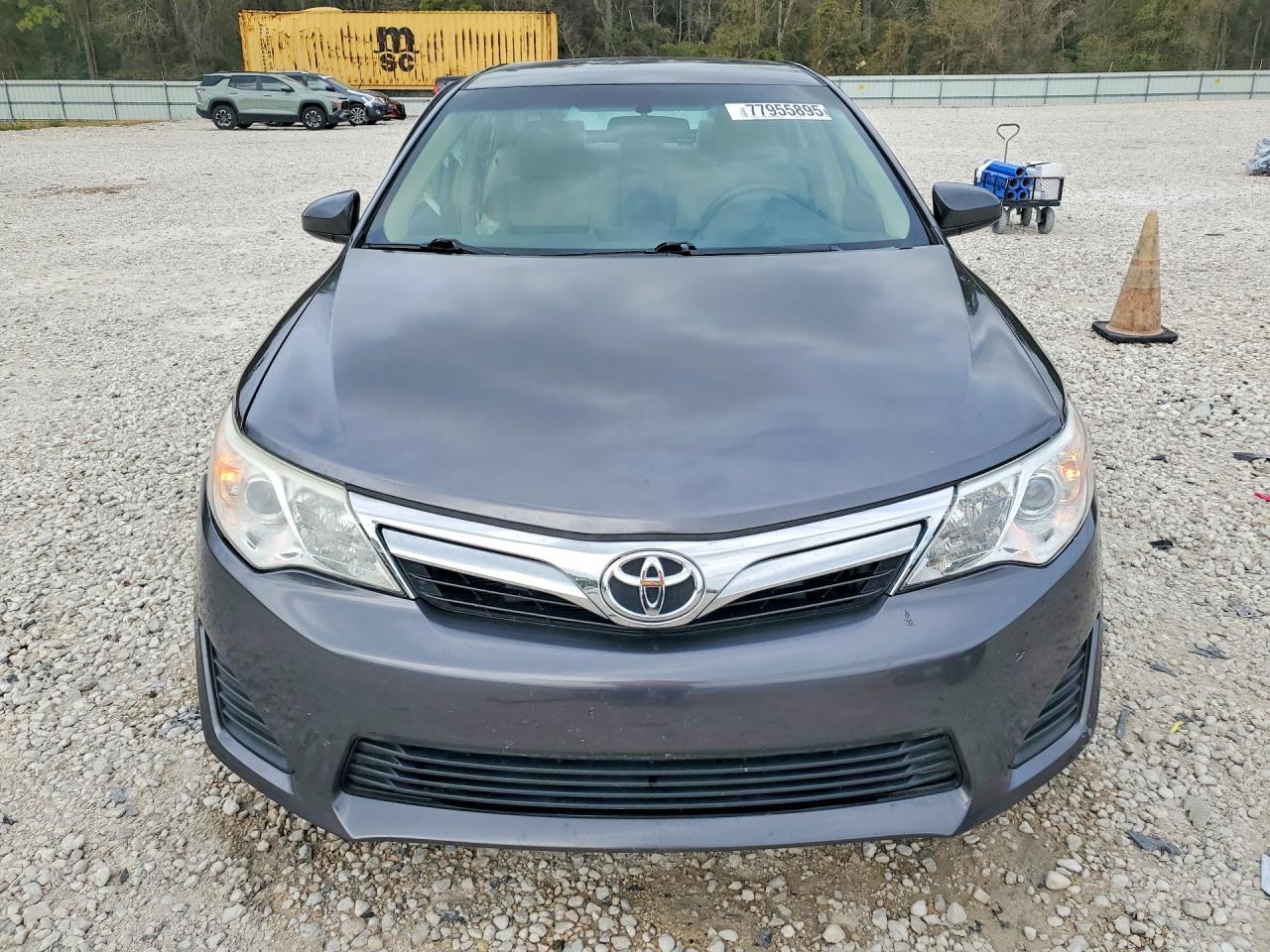 2014 TOYOTA CAMRY