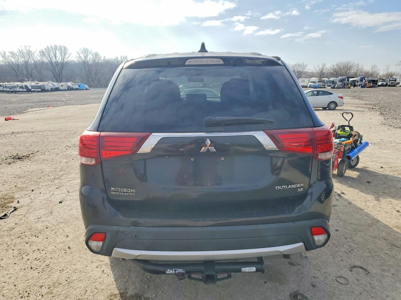 2017 MITSUBISHI outlander