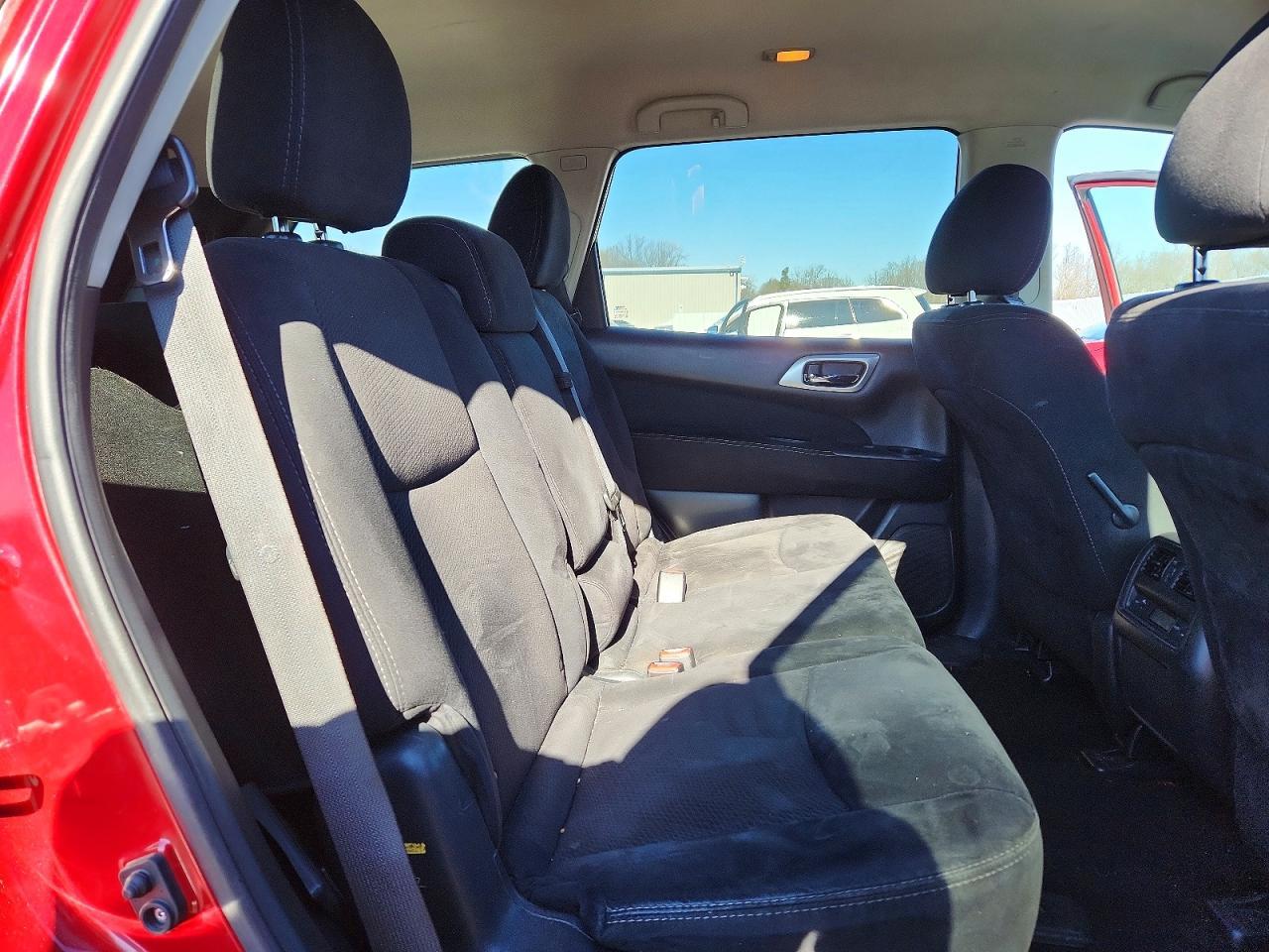 2016 NISSAN PATHFINDER