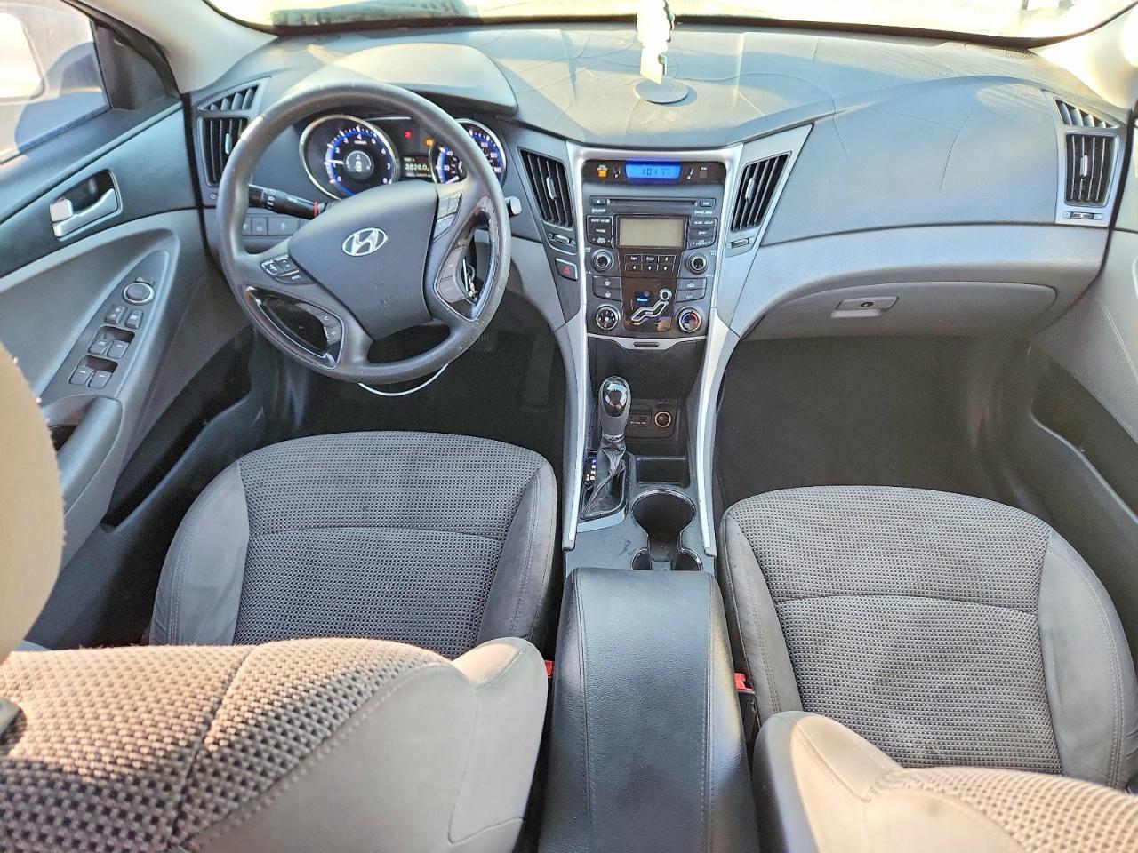 2013 HYUNDAI SONATA
