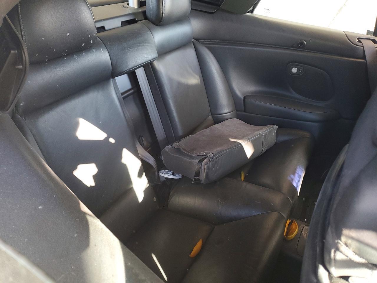 2003 VOLVO C70
