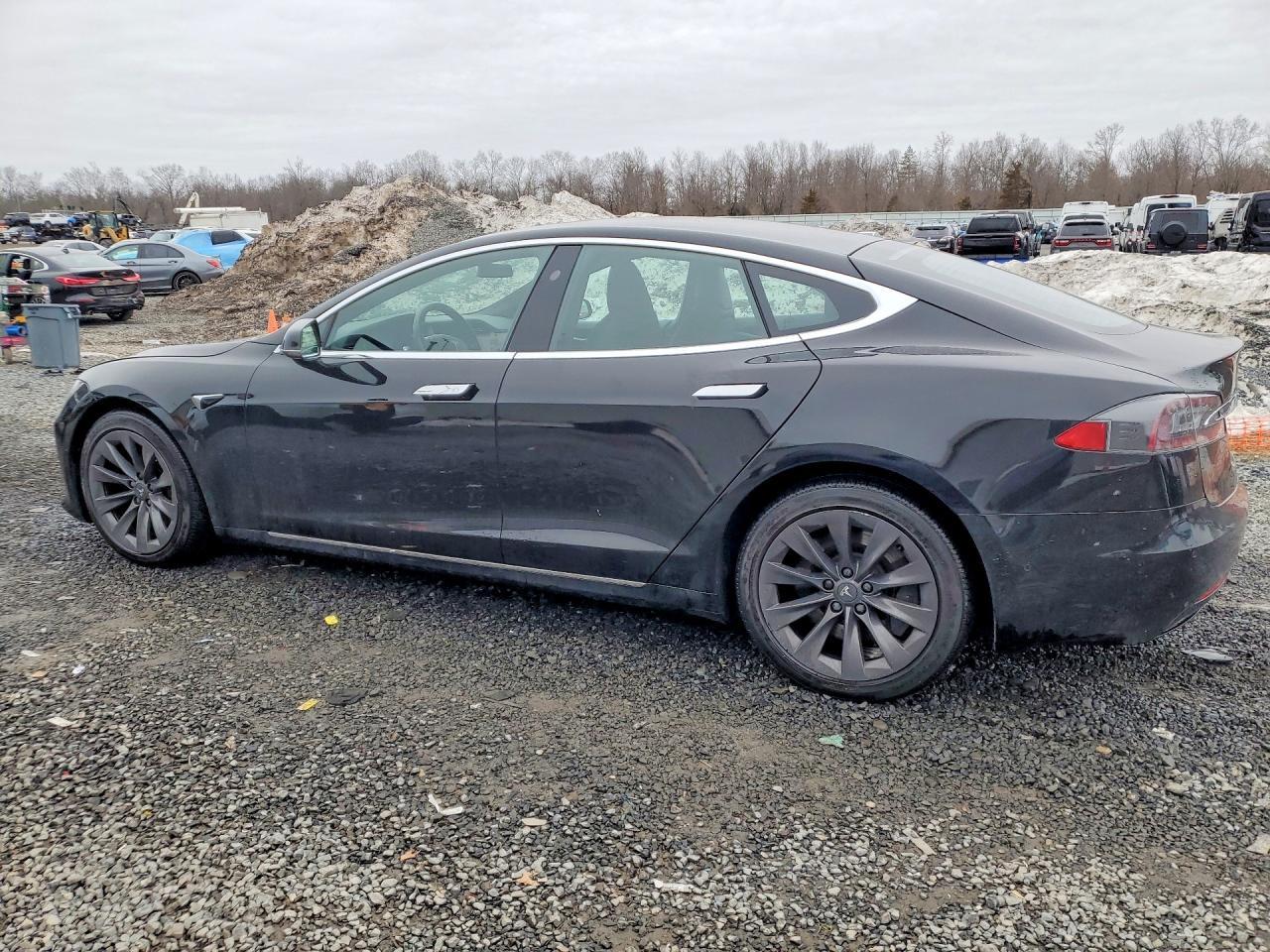 2020 TESLA MODEL S