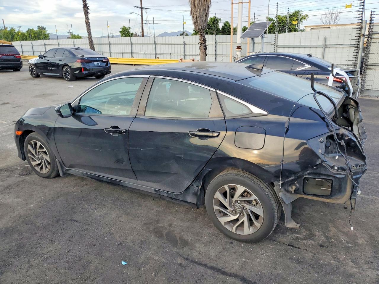 2018 HONDA CIVIC