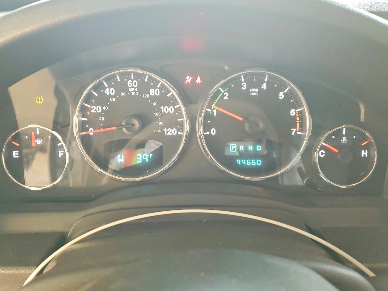 2012 JEEP Liberty
