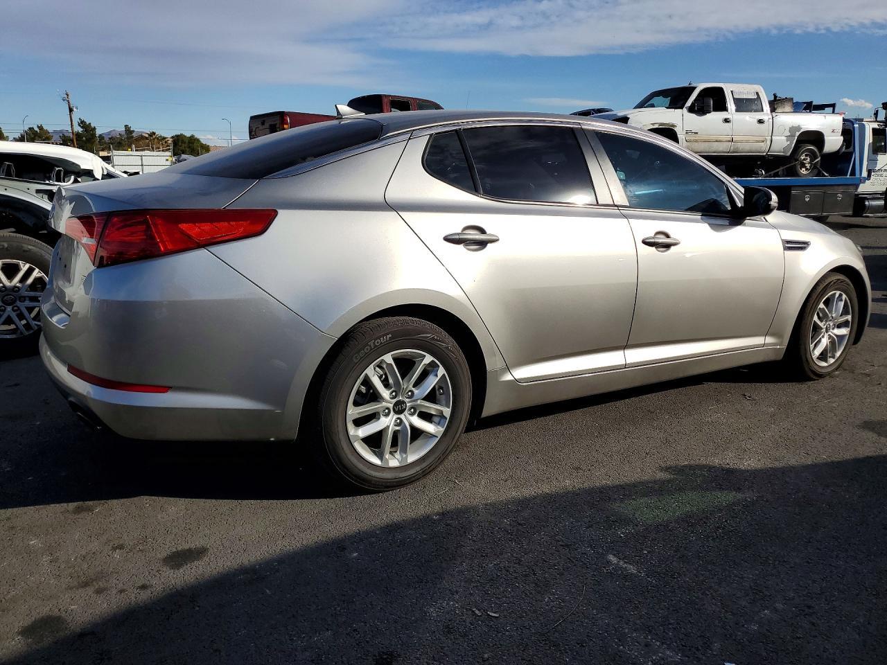 2011 KIA OPTIMA