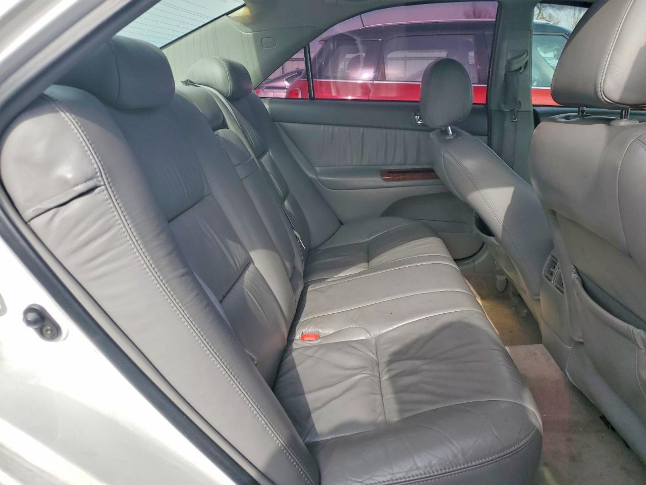 2004 TOYOTA CAMRY