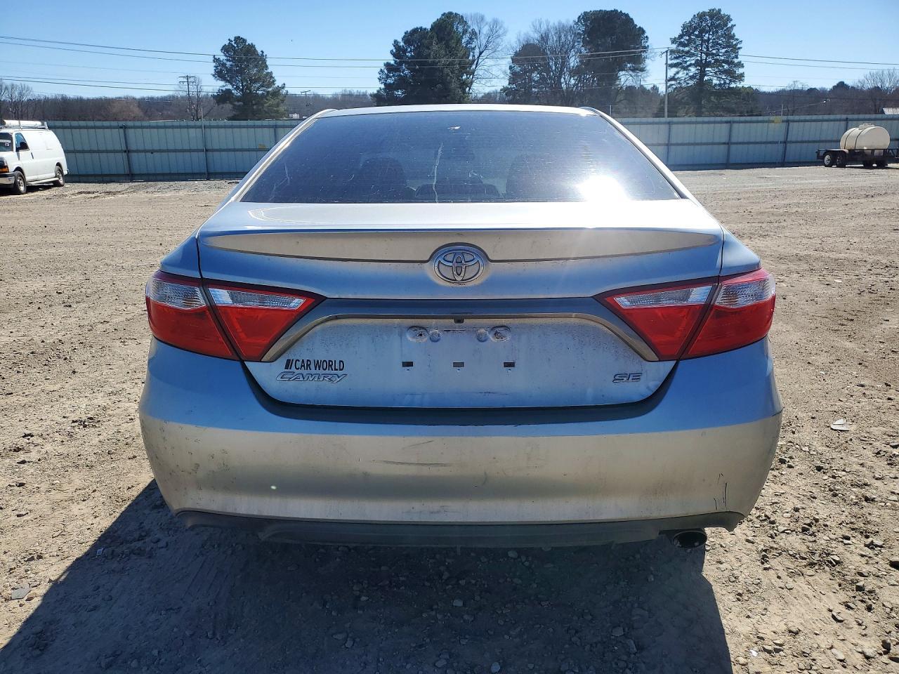 2015 TOYOTA CAMRY