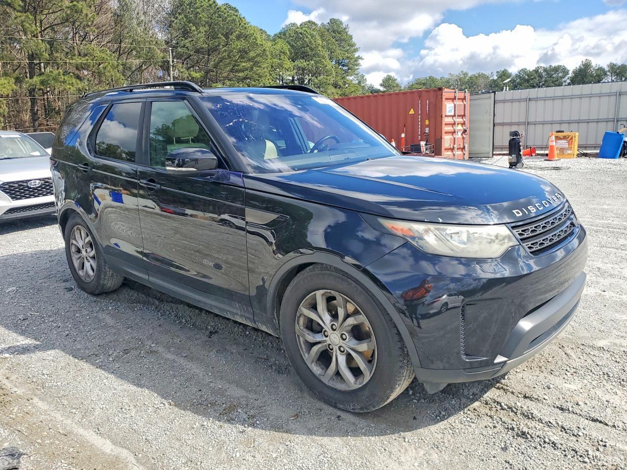 2017 LAND ROVER Discovery