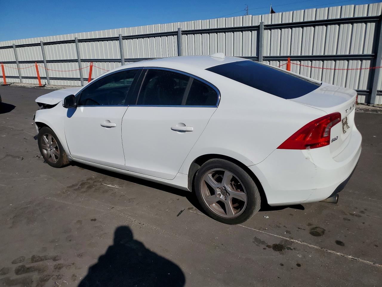 2013 VOLVO S60