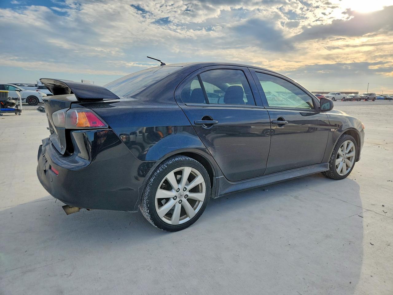 2013 MITSUBISHI LANCER
