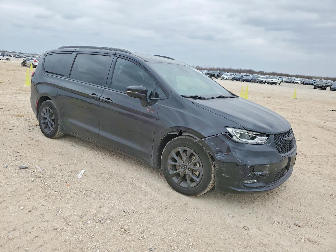 2021 CHRYSLER Pacifica