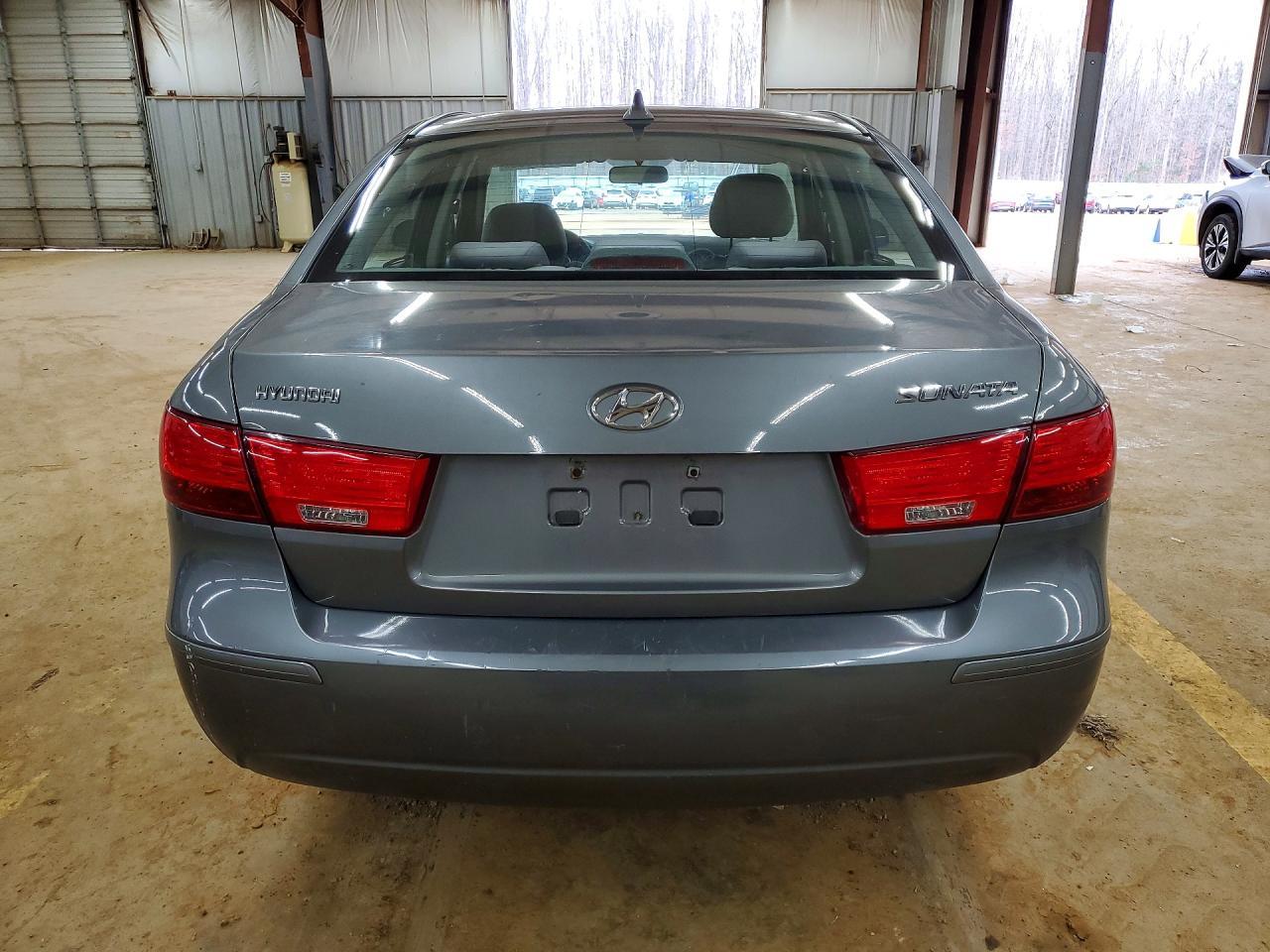2010 HYUNDAI SONATA