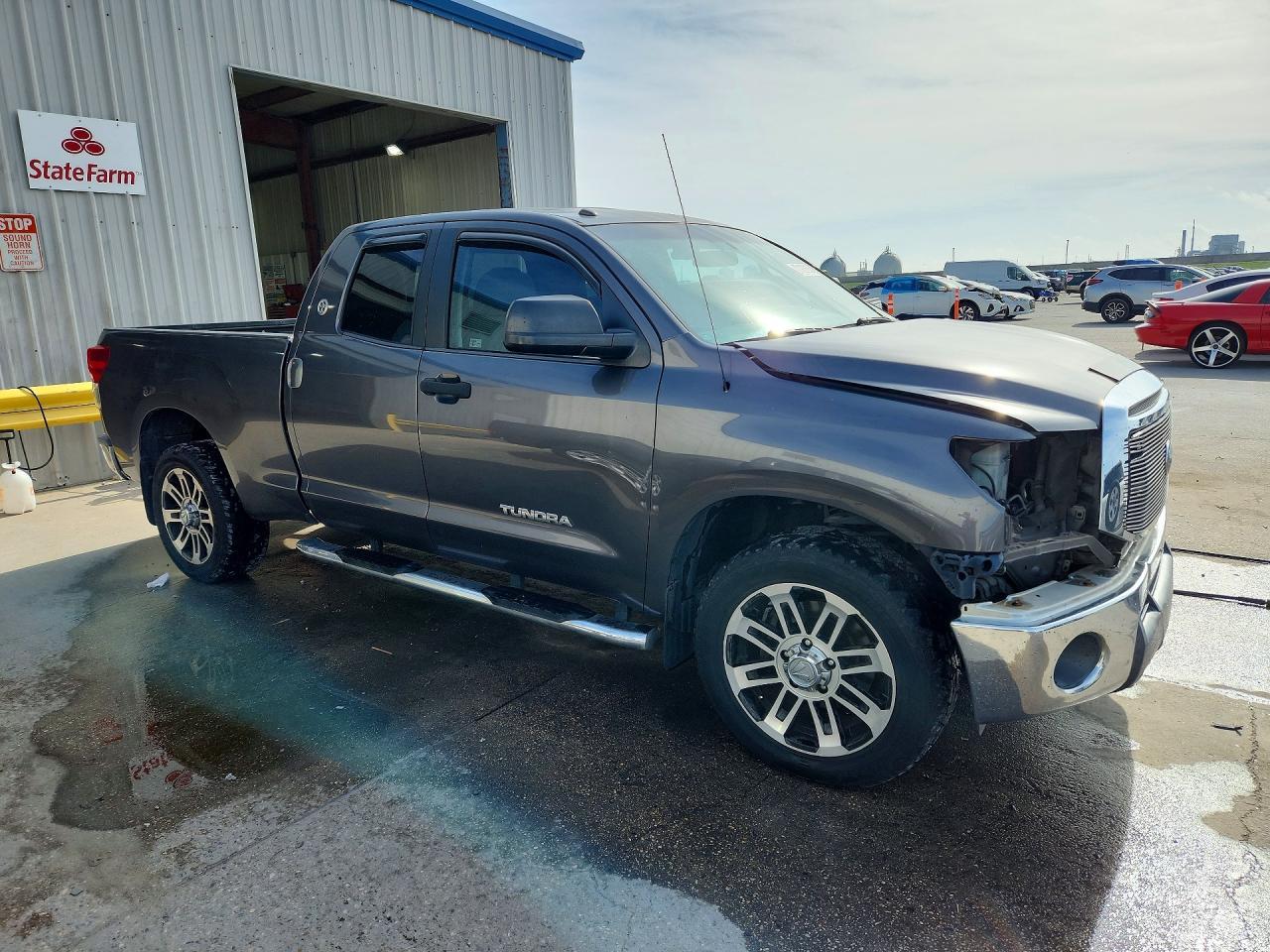 2013 TOYOTA TUNDRA