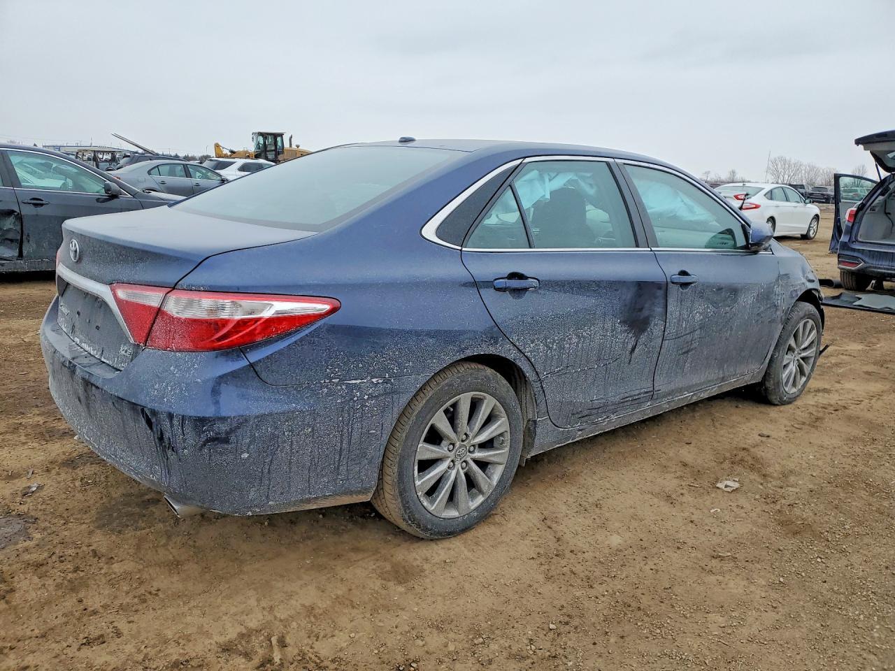 2017 TOYOTA CAMRY