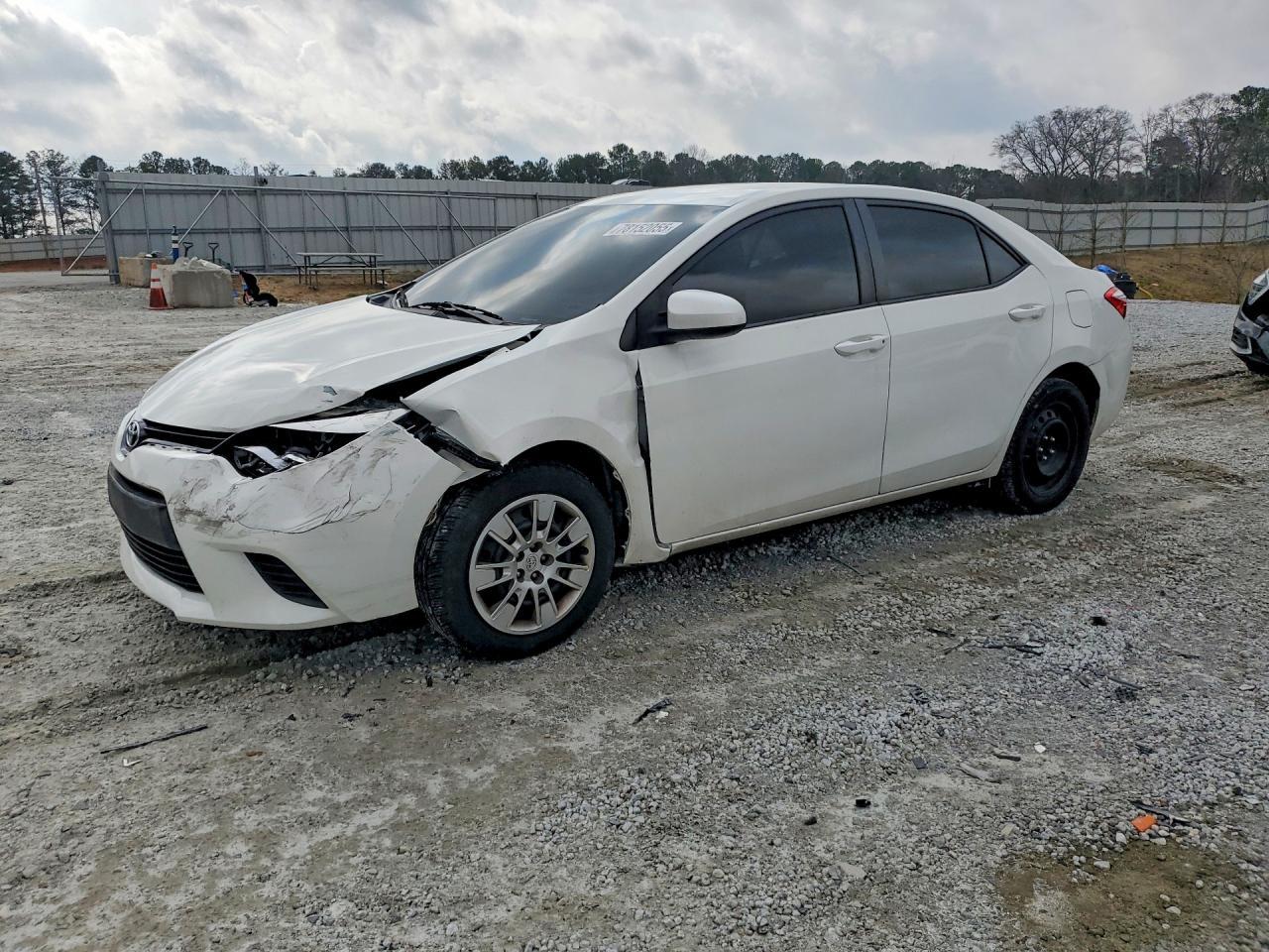 2015 TOYOTA COROLLA