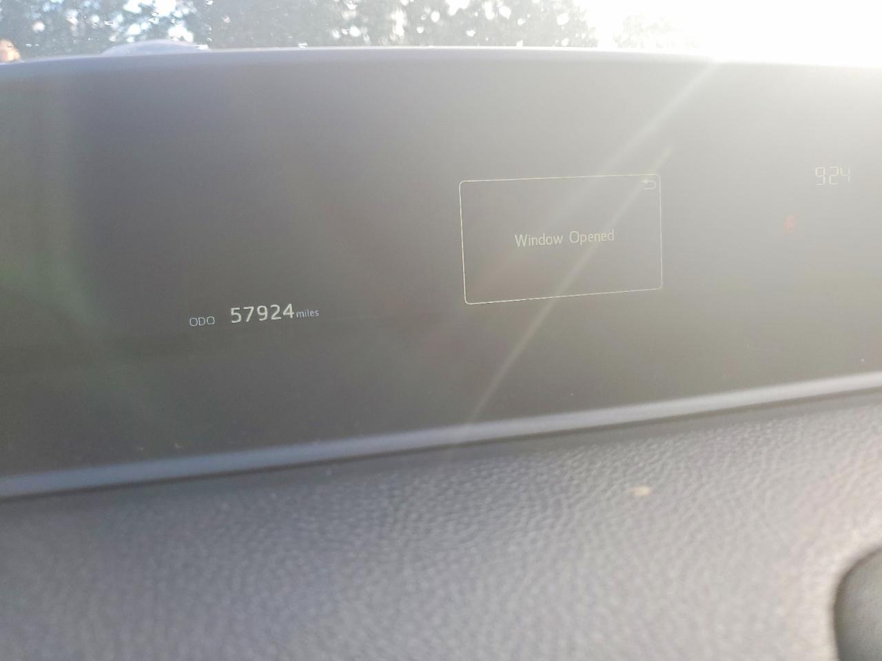 2022 TOYOTA PRIUS