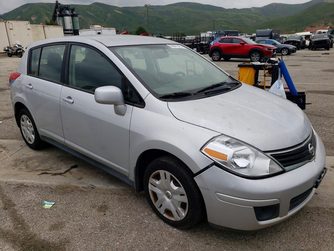 2011 NISSAN VERSA