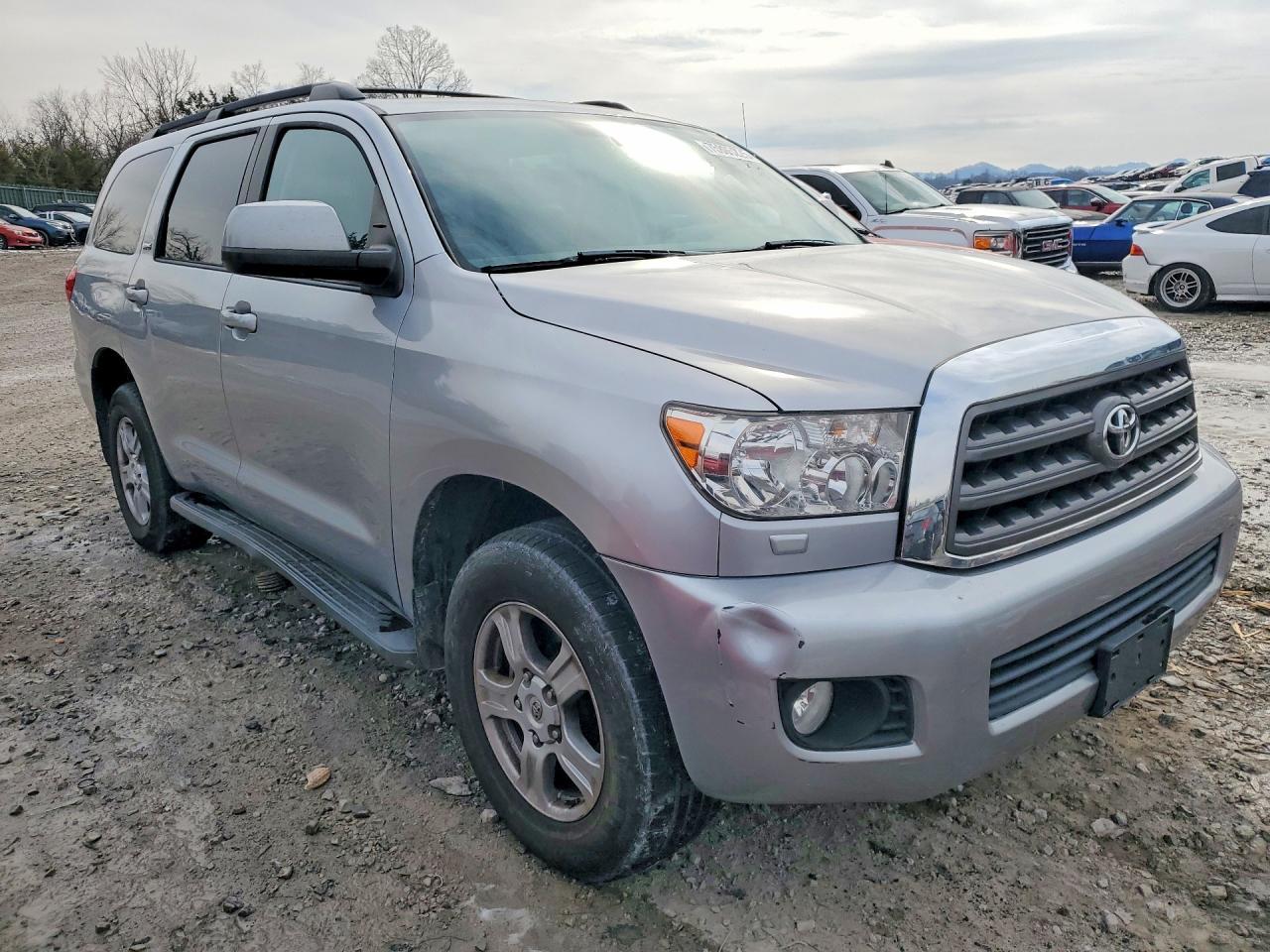 2014 TOYOTA Sequoia