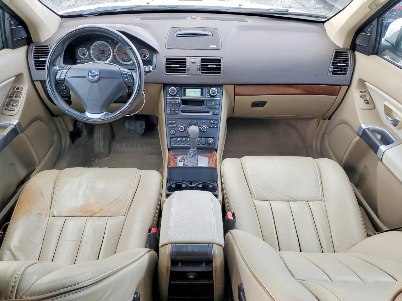 2013 VOLVO XC90