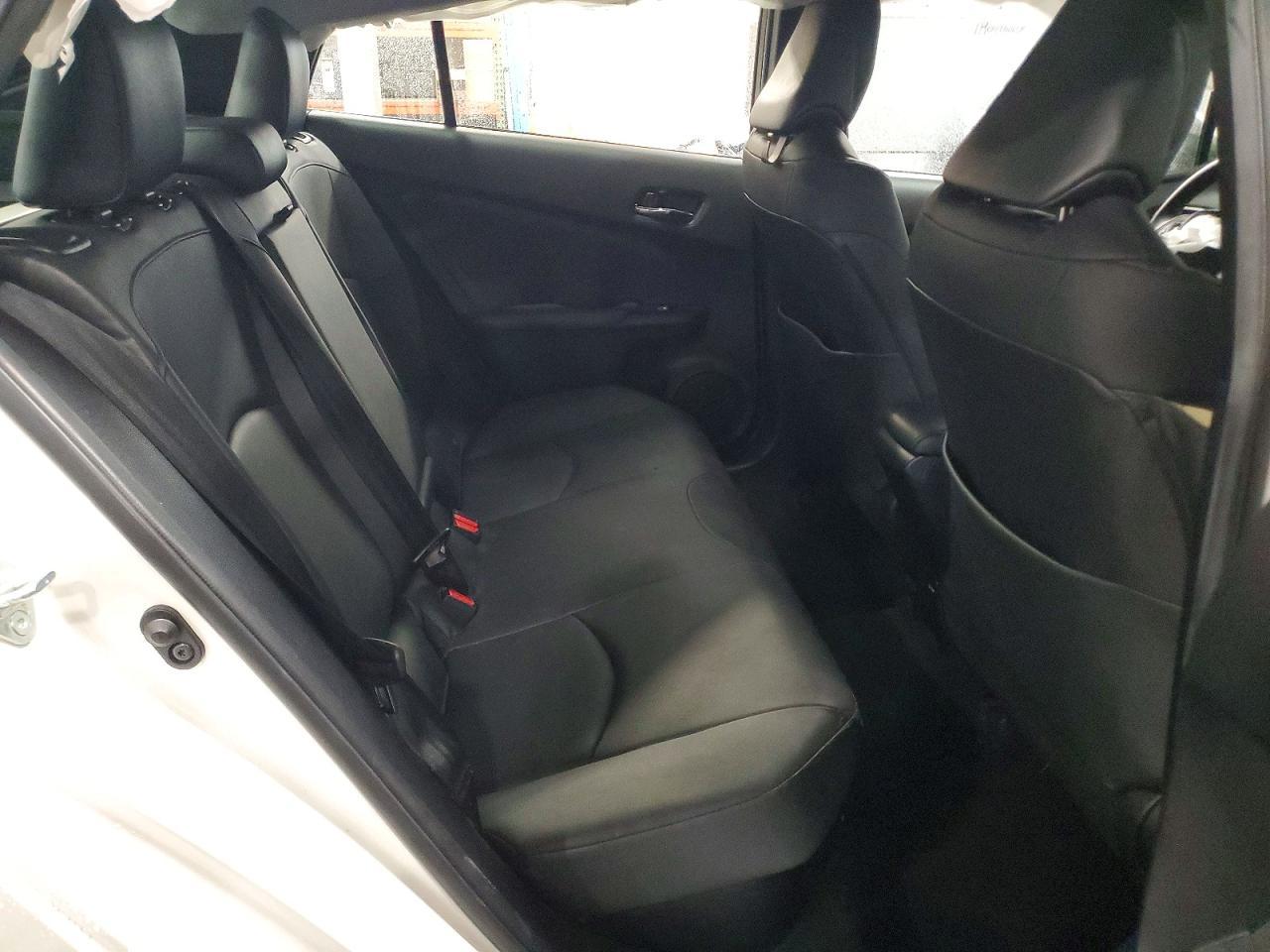 2018 TOYOTA PRIUS