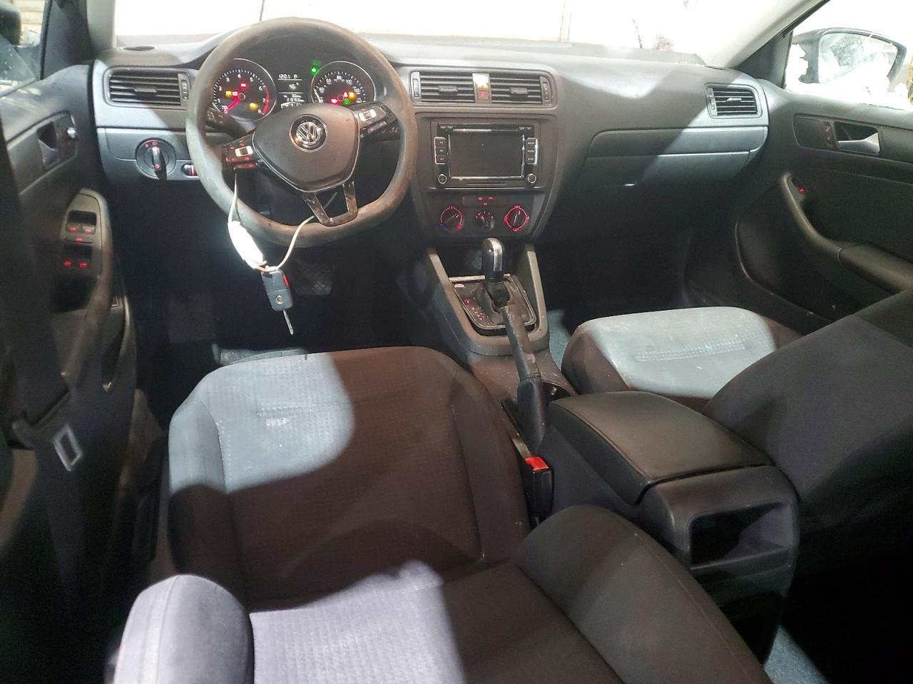 2015 VOLKSWAGEN JETTA