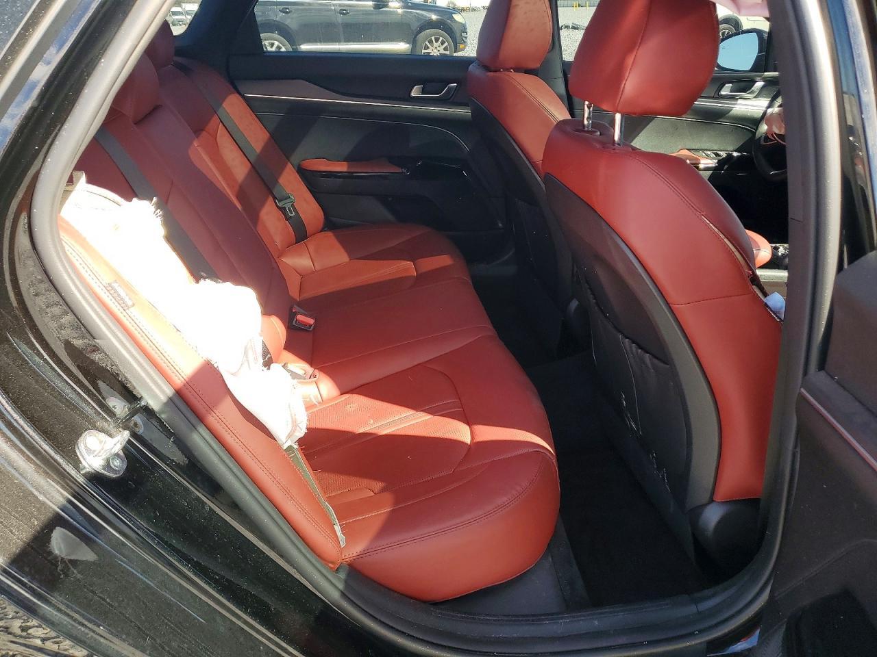 2025 KIA K5
