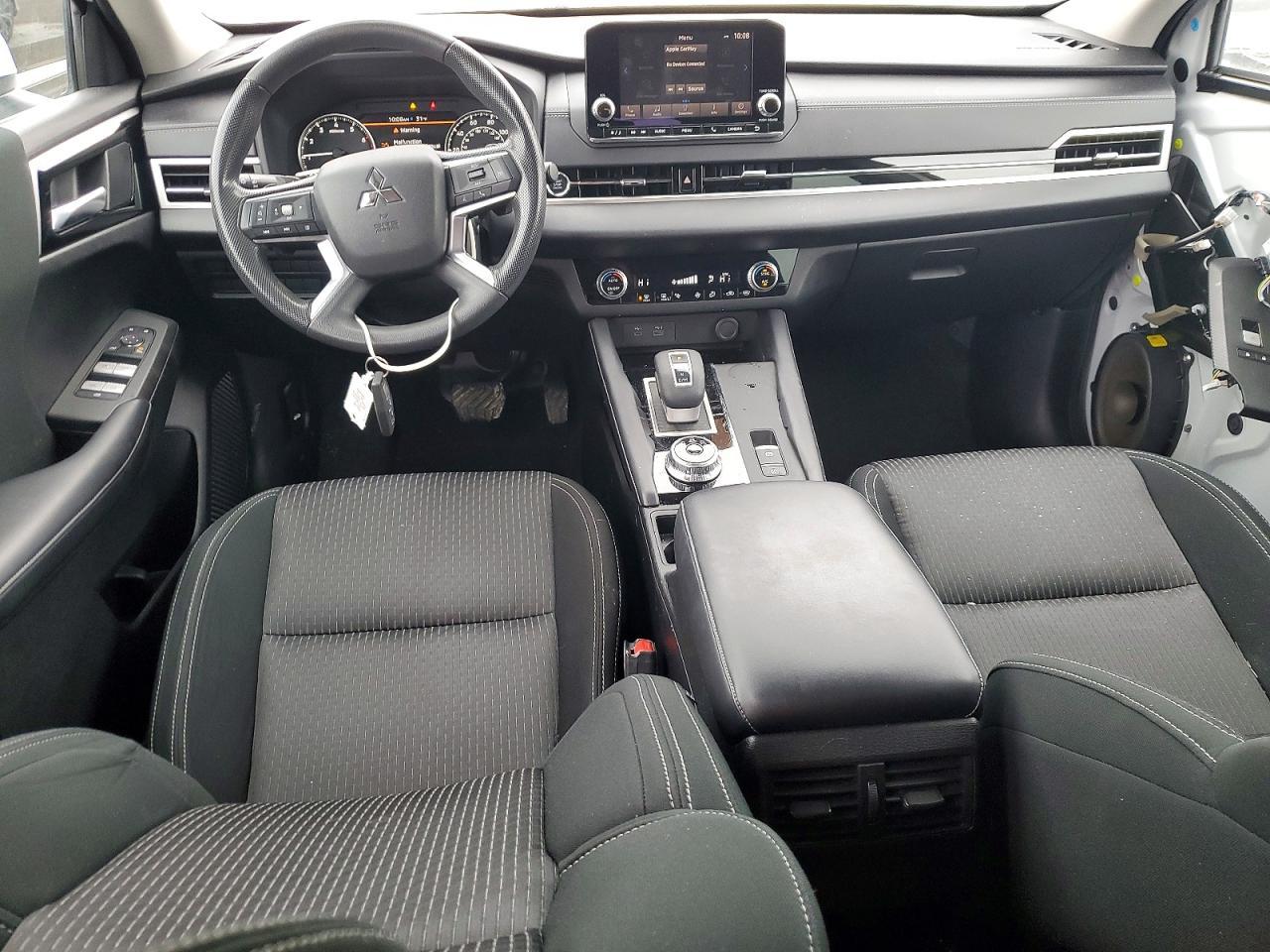 2022 MITSUBISHI outlander