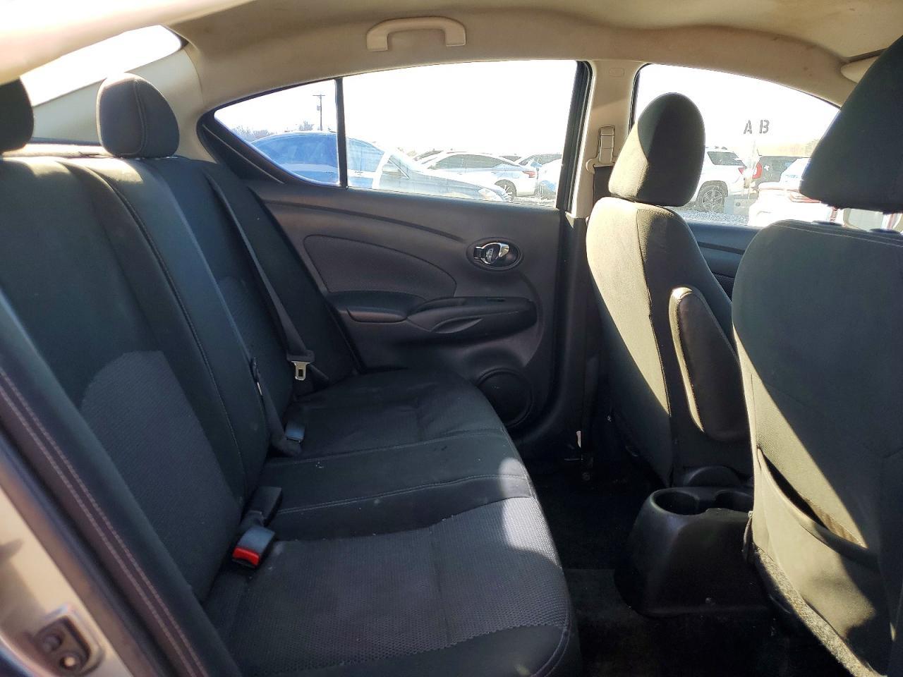 2018 NISSAN VERSA