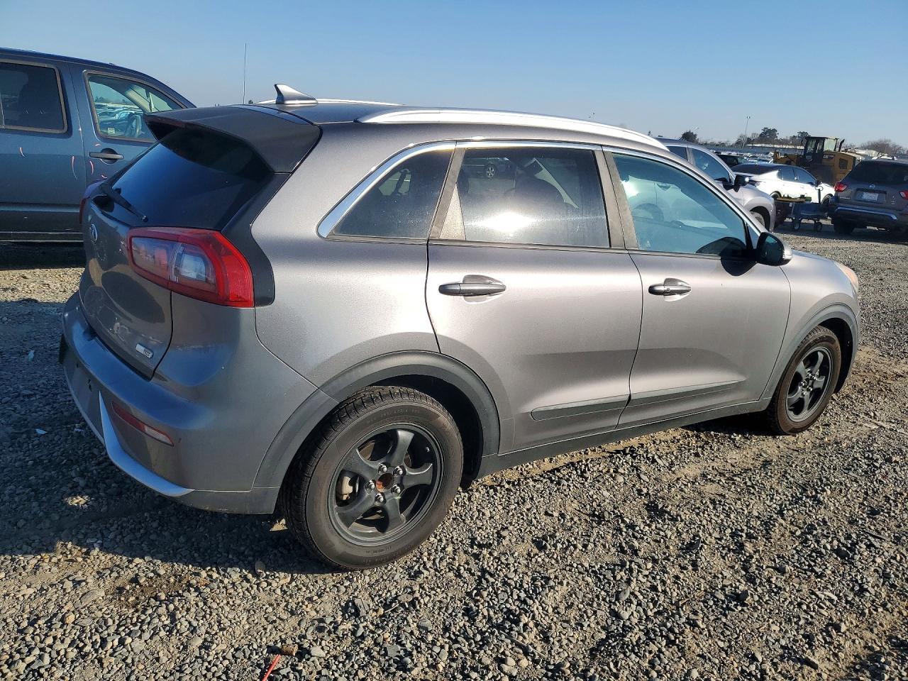 2017 KIA Niro