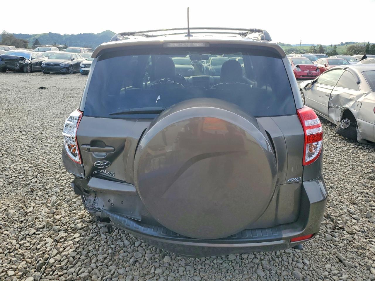 2011 TOYOTA RAV4