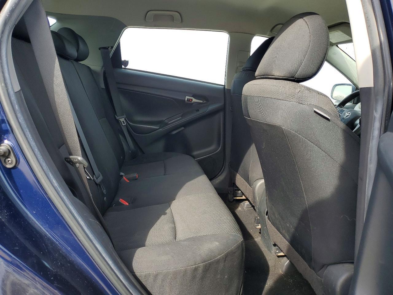 2011 TOYOTA MATRIX