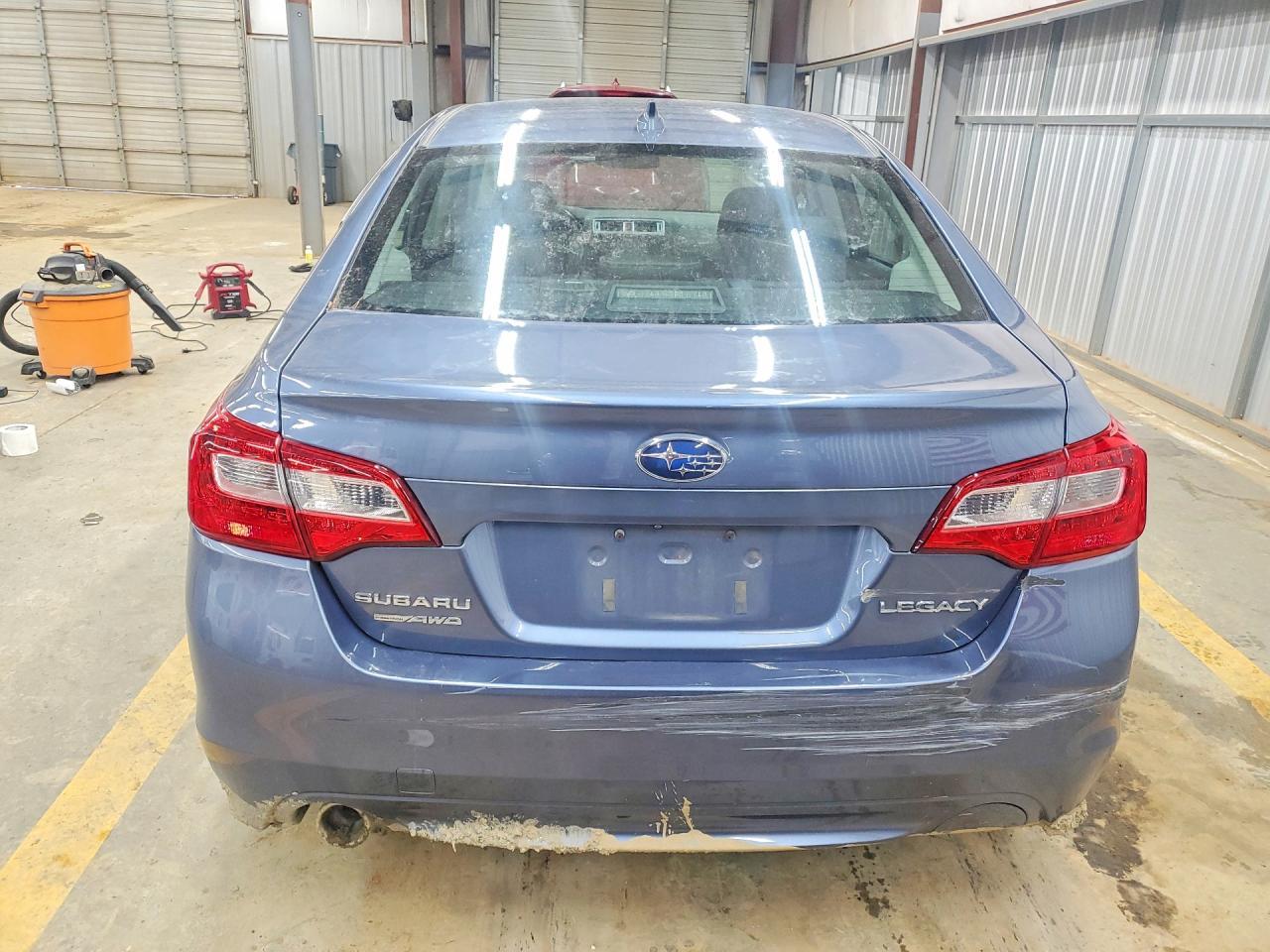 2016 SUBARU Legacy