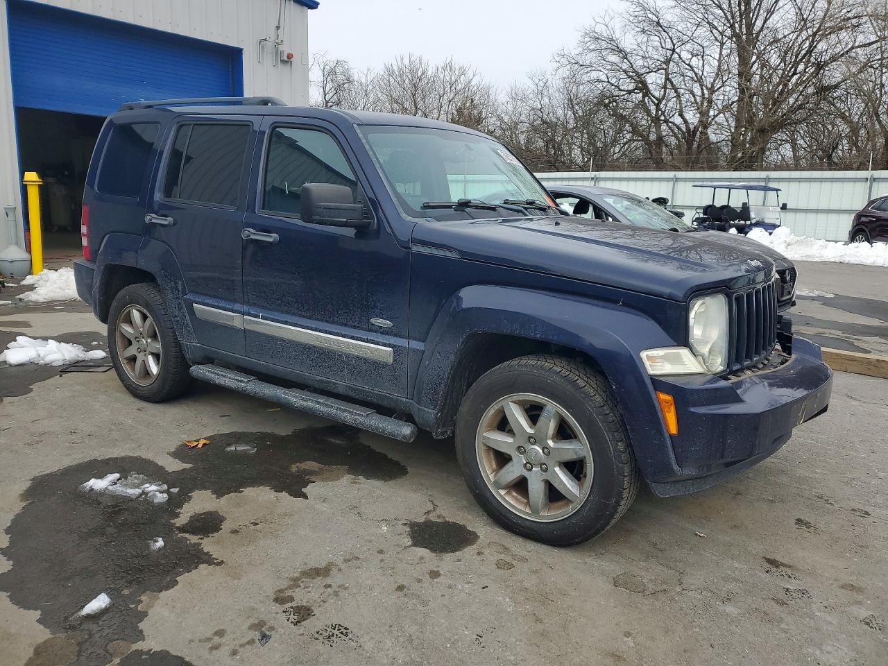 2012 JEEP Liberty