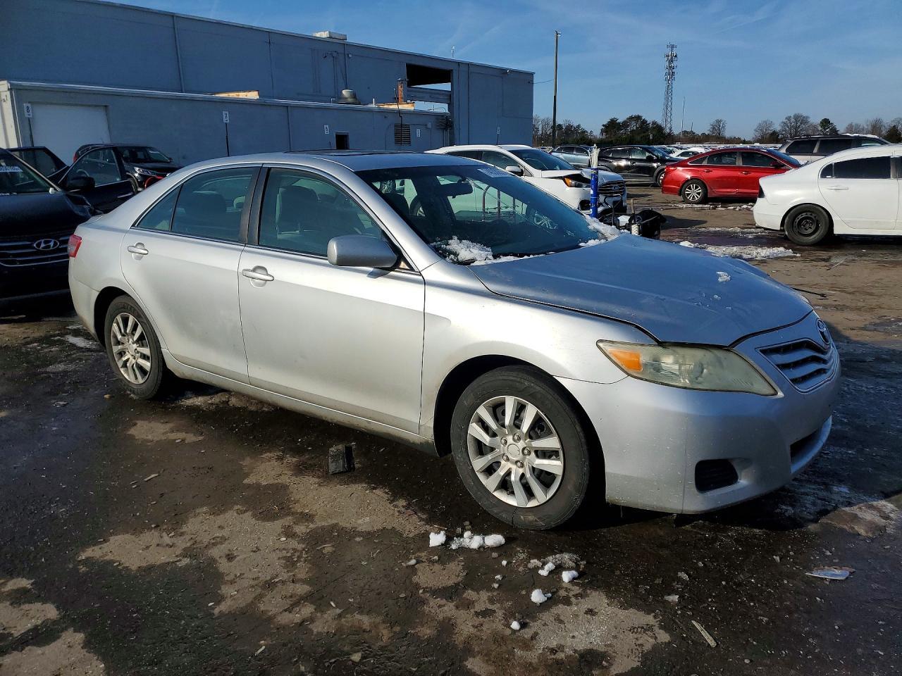 2010 TOYOTA CAMRY