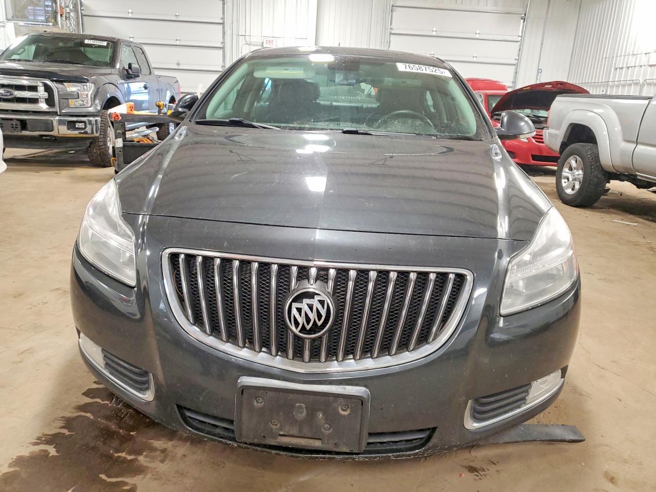 2013 BUICK Regal