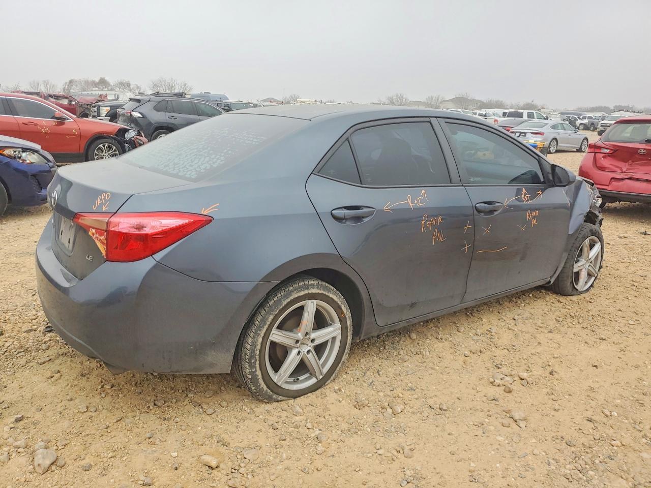 2017 TOYOTA COROLLA