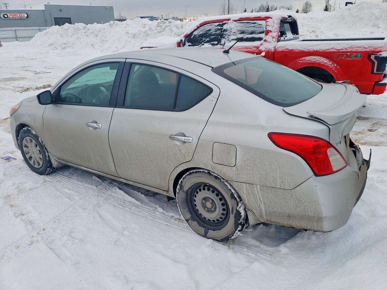 2015 NISSAN VERSA