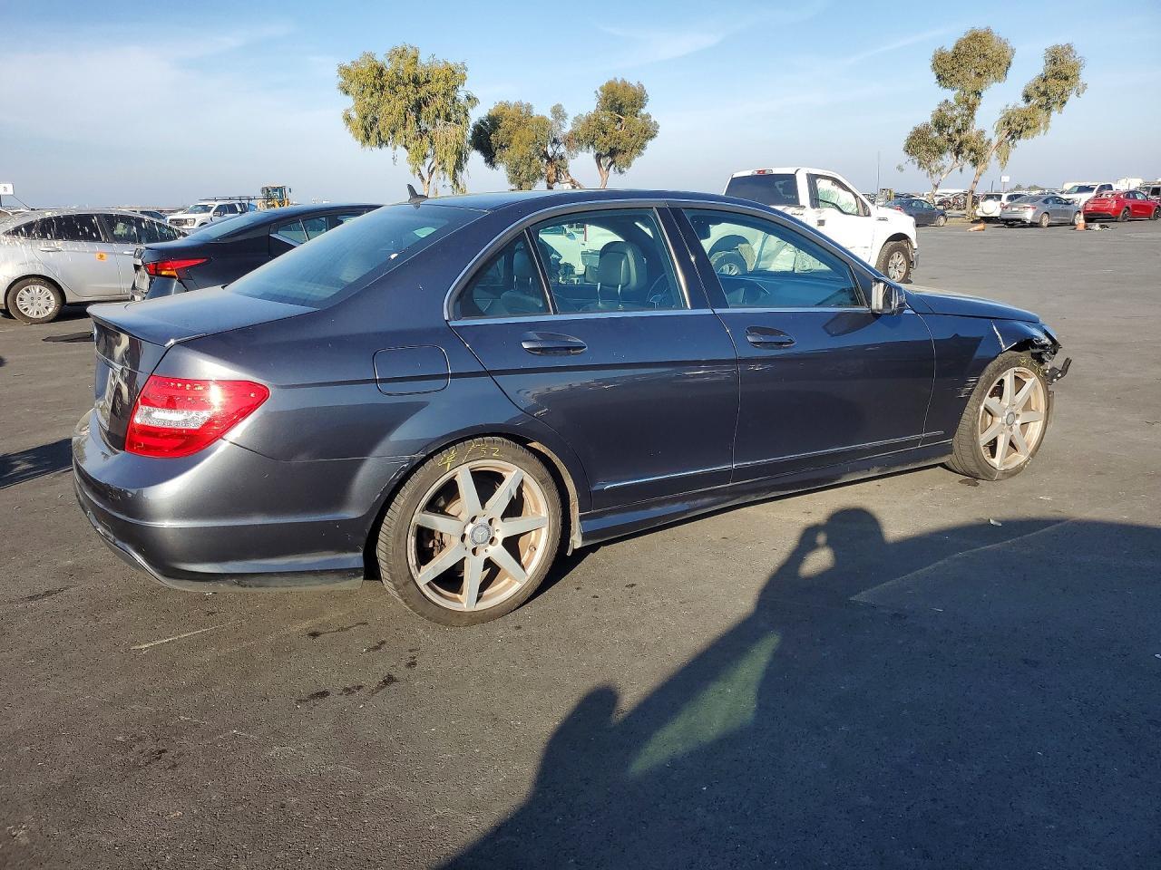 2014 MERCEDES-BENZ C-CLASS