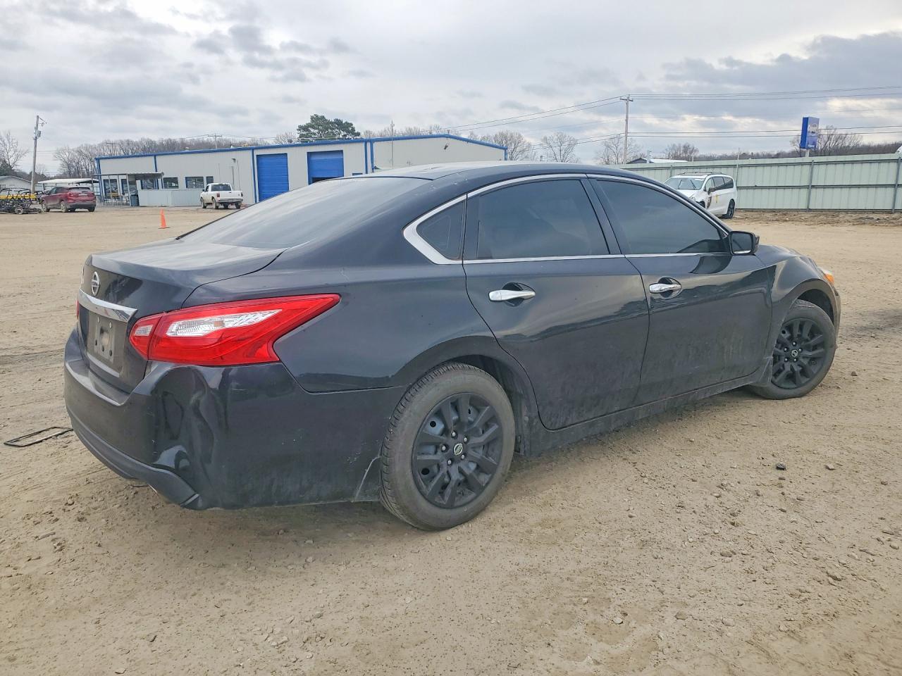 2017 NISSAN ALTIMA