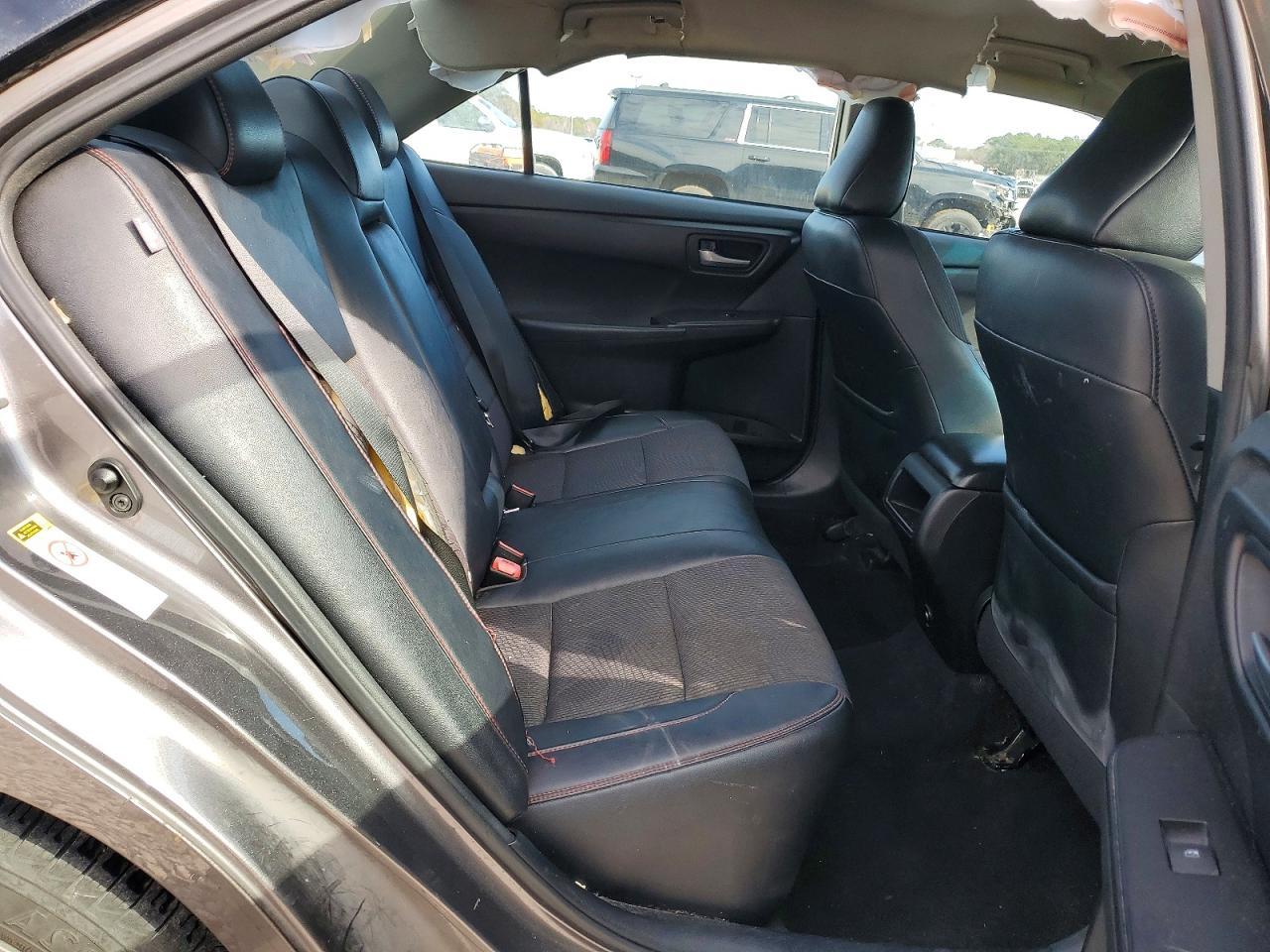 2017 TOYOTA CAMRY