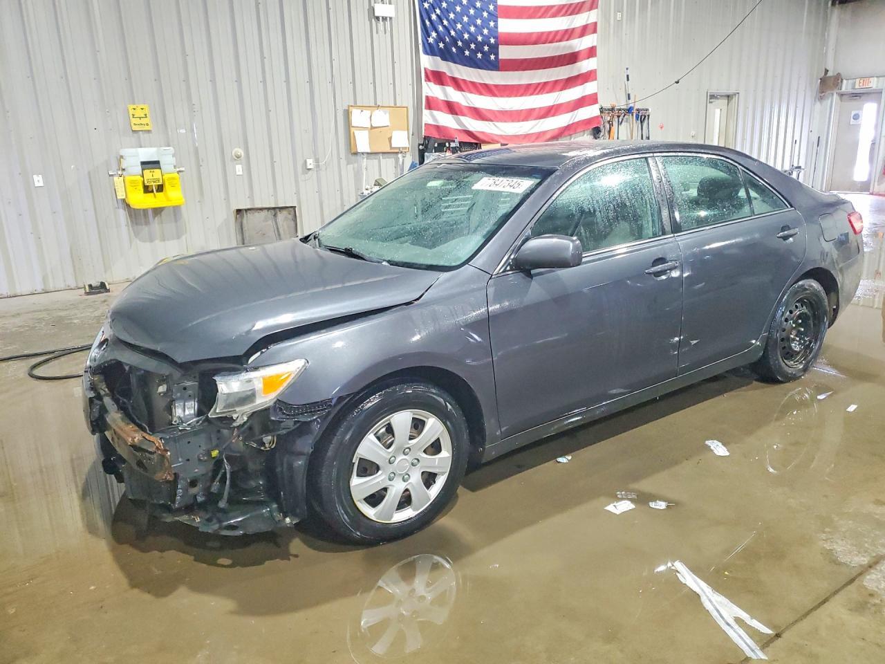 2011 TOYOTA CAMRY