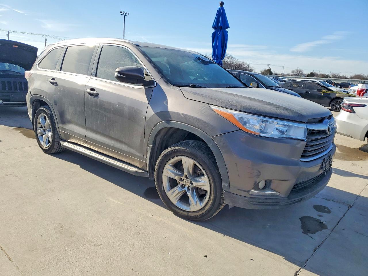 2015 TOYOTA HIGHLANDER